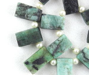 Impresionante piedra preciosa de Efecto Estrella cortada a mano verde de grado AAA Natural de 1 hebra de 19 piezas para la fabricación de joyas - Product Image 2