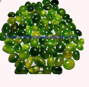 Pierre semi-précieuse polie naturelle vert menthe - Product Image 3