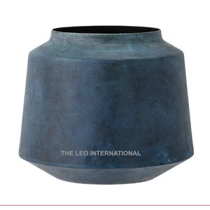 Vase à fleurs en fer de luxe pour la décoration intérieure, grande taille, pour table, couleur personnalisable, vente en gros - Product Image 1