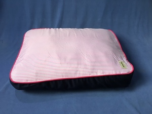 Vente en gros de lits rectangulaires en peluche de luxe pour chiens emballage personnalisé XL petites tailles lits lavables à imprimé animal pour grands animaux de compagnie exportation en vrac - Product Image 5