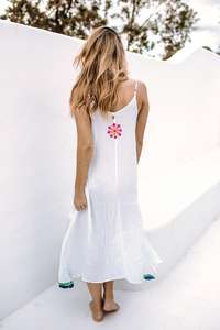 Vestido de noche elegante para mujer, vestido largo bordado mexicano con tirantes finos y estampado alto bajo - Product Image 2