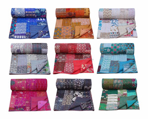 Edredón Kantha de retales Sari Vintage bordado a mano de tamaño Queen - Product Image 1