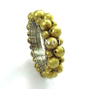 Rond de serviette décoratif de forme personnalisée pour la décoration de table Rond de serviette décoratif en forme de perle pour la restauration d'hôtel utilisé - Product Image 4