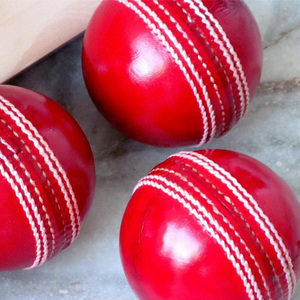 Cuero Real rojo Cricket pelotas de cuero - Product Image 2