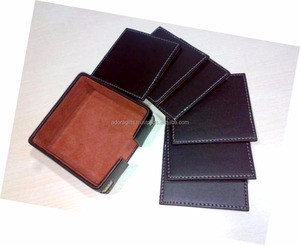 Posavasos de piel sintética, Juego de 4 posavasos cosidos a mano, negro - Product Image 1