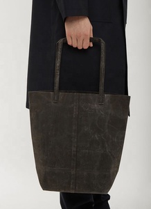 Grand sac cabas en toile cirée et denim pour femmes - Product Image 6