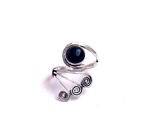 Bague en spirale réglable de haute qualité avec pierre précieuse en onyx noir plaqué argent laiton classique Style religieux lunette réglage bijoux - Product Image 1