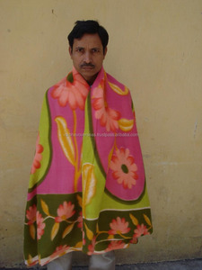 Mantas de Felpa 100% Poliéster con Patrón Sólido, 150x200 cm, Donadas para Personas sin Hogar y Refugiados, Tamaño a Elegir - Product Image 4