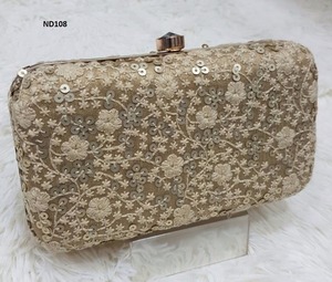 Bolso de noche hecho a mano tradicional indio ND104, bolso de diseñador étnico para mujer con bordado de tela exclusivo para ocasiones nupciales - Product Image 5