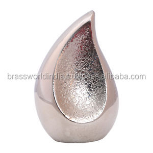 นกหยดน้ำตาเผาศพผู้ใหญ่โกศสำหรับขี้เถ้าโดย Brassworld อินเดีย - Product Image 2