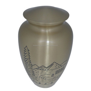 Urna Funeraria Estilo Americano Lotus de Brassworld India, Artículos Funerarios Premium - Product Image 4