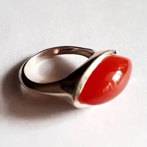 SANZ 2023 grosir cincin kustom batu permata merah cincin pria desain perhiasan batu akik bentuk Marquise batu permata perak mewah Baguette