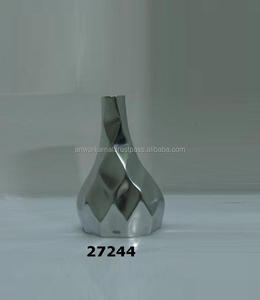Jarrón de aluminio con maceta decorativa pulida con espejo para la mesa del hogar y la sala de estar - Product Image 2
