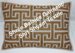 Funda de cojín de diseñador Suzani Vintage antiguo indio funda de almohada bordada a mano ecológica 100% algodón Hotel Hospital - Product Image 2