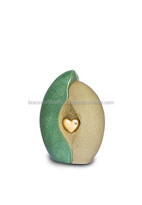 Urna Funeraria Americana de Tamaño Completo para Adultos, Modelo FU-74, Suministros Funerarios Brassworld India - Product Image 6