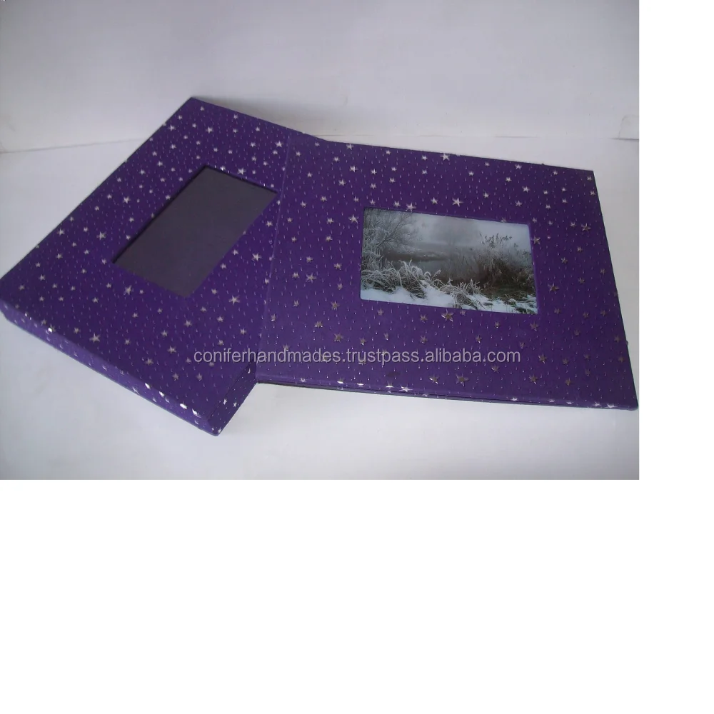 कस्टम मेड फोटो एलबम में एक बॉक्स से बनाया हस्तनिर्मित कागज के साथ भी उपलब्ध लोगो प्रिंट