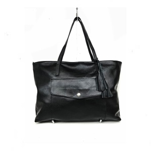 Fourre-tout moderne en cuir pour femmes Sac de tous les jours léger avec forme compacte et sangle réglable élégante - Product Image 1
