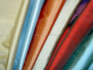 ปลอกหมอนผ้าไหมไทยสีฟ้าอ่อนและเทอร์ควอยซ์ที่หรูหรา - Product Image 6
