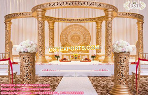 Mandap de Boda Hindú con Corona de Estilo Bollywood en Venta, Mandap de Boda Hindú de Lujo, Nuevo Mandap de Nueva York - Product Image 5
