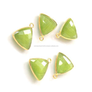 Belle Vessonite Gemstone Plaqué Or Fabrication de Bijoux Forme Trillion Unique Bail Lunette À Facettes Connecteur Plaqué Or - Product Image 3