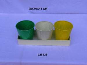 Maceta de hierro pintada en gris, tres tamaños con patrones en relieve, para jardín y hogar - Product Image 5