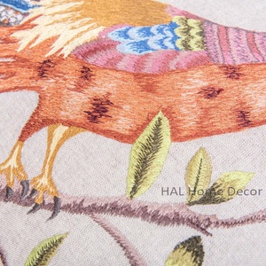 ปลอกหมอนอิงลายปักทำด้วยมือออกแบบได้ตามต้องการ - Product Image 6