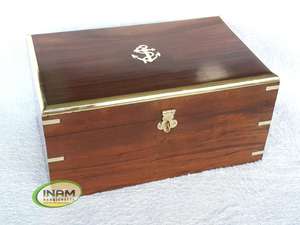 Caja de Madera Hecha a Mano de la Mejor Calidad con Hermoso Diseño Decorativo, Incrustaciones de Ancla Náutica, Latón Pulido - Cajas de Madera Elegantes - Product Image 3