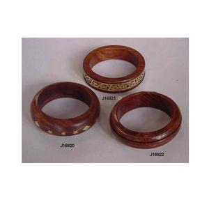 Bracelets en bois de sheesham avec des motifs et des designs variés en laiton, bijoux pour femmes et filles - Product Image 4