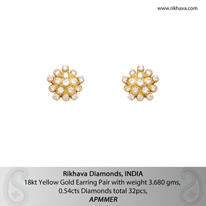 Paire de boucles d'oreilles de luxe pour femme en or jaune de qualité supérieure, serties de diamants ronds taille brillant, accessoire de luxe - Product Image 6