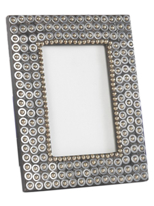 Cadre photo en bois gris patchwork avec perles décoratives - Product Image 3