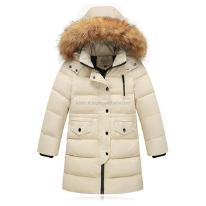 KIJQJW7 Chaqueta Acolchada de Moda Invernal para Mujer, con Cuello de Piel Sintética, Camuflaje, Relleno de Algodón y Bordado de Remaches - Product Image 1