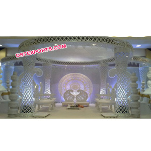 Dernière collection de décorations de mandap de mariage en cristal taillé, mandap en fibre de cristal blanc, mandap de mariage en cristal rêveux, fabricant LONDRES - Product Image 1
