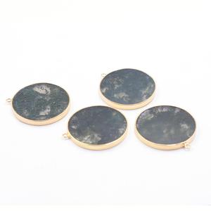 Agate mousse forme ronde 925 lunette en argent plaqué or pendentif fabrication de bijoux faits à la main - Product Image 4