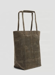 Grand sac cabas en toile cirée et denim pour femmes - Product Image 2