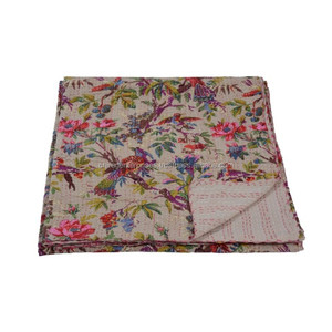 Cubrecama Kantha con Diseño de Aves, Cubrecama Hecho a Mano en India, Vintage, Reversible, Decorativo - Product Image 2