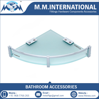 Étagère d'angle murale décorative en laiton chromé, robuste et anti-poussière, pour accessoires modernes d'hôtel et de salle de bain