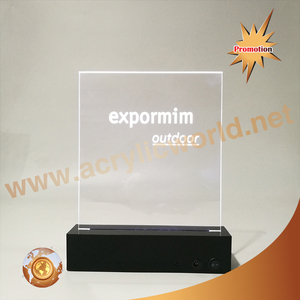 Soporte de acrílico personalizado para mesa, con base de luz LED y logotipo - Product Image 6