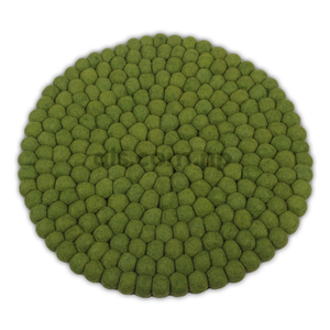 Boule de laine verte fait à la main, 1 pièce, tapis en feutre écologique pour siège de voiture - Product Image 1