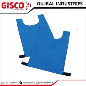 Fabricant indien de vêtements de sport de football bavoirs et gilet d'entraînement de football tissu en maille imprimé unisexe adulte marque personnalisée - Product Image 6