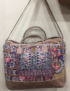 Sac de voyage, sac de shopping brodé Kutch - Product Image 3