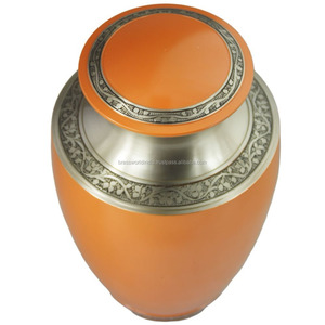 Urne funéraire en métal de crémation pour adultes orange Fournitures funéraires de style américain par Brassworld India en laiton - Product Image 2