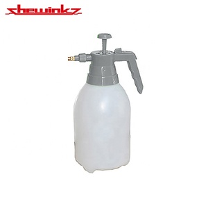 Pulvérisateur manuel à pression pour jardin d'été en plastique de 2000 ml pour patio extérieur - Product Image 2