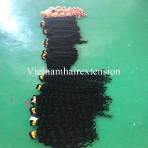 Magnifiques extensions de cheveux humains Remy vietnamiens avec trame de peau bouclée, 8-32 pouces, 100 grammes, 100% cheveux vierges - Product Image 1