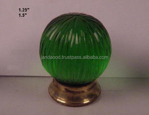Perilla de cristal hecha a mano con base de latón en color verde disponible en todos los colores para cajón de armario, cocina, oficina, perilla de cajón - Product Image 2