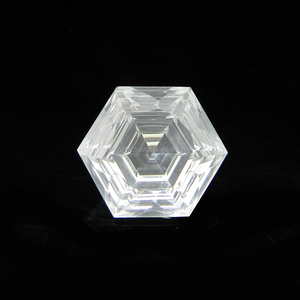 Vente en gros de cristal de quartz blanc naturel concave de 8,20 carats, coupe hexagonale, coupe concave, cristal de quartz blanc pour collectionneurs et artistes - Product Image 1