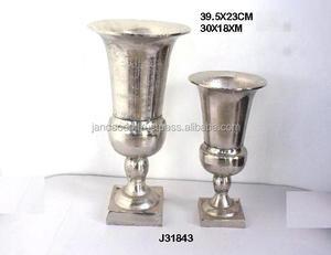 Vase à fleurs en aluminium moulé sur socle en finition nickel brut Vase à fleurs Décoration d'intérieur Décoration de mariage Vase en métal - Product Image 3
