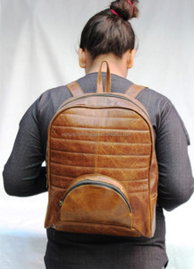 Mochilas para Portátil de Cuero 100% Genuino para Hombre, Bolsos de Viaje Vintage Hechos a Mano con Patrón de Carácter, Colección Artesanal - Product Image 4