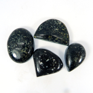 50 grammes en gros Lot de jaspe nummit naturel noir rond Quartz pierre précieuse Cabochon forme de pierre précieuse en vrac - Product Image 1