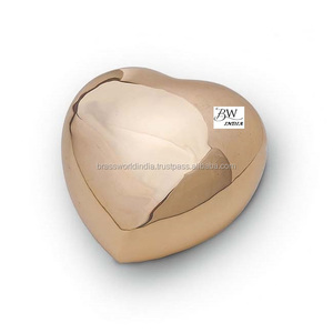 Urna de cremación de recuerdo de corazón de latón - Product Image 1
