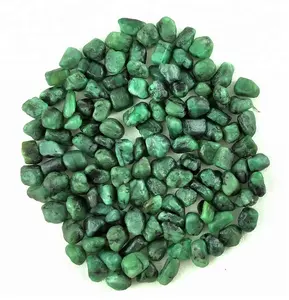 Natural Green Emerald Gemstone Uneven shape Rough Untreated Raw Jewelry Stone Beads Pendant May Birthstone